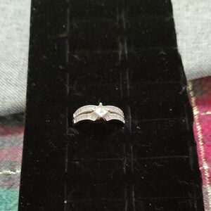 Gorgeous White Topaz Set In 925 Sterling Silver